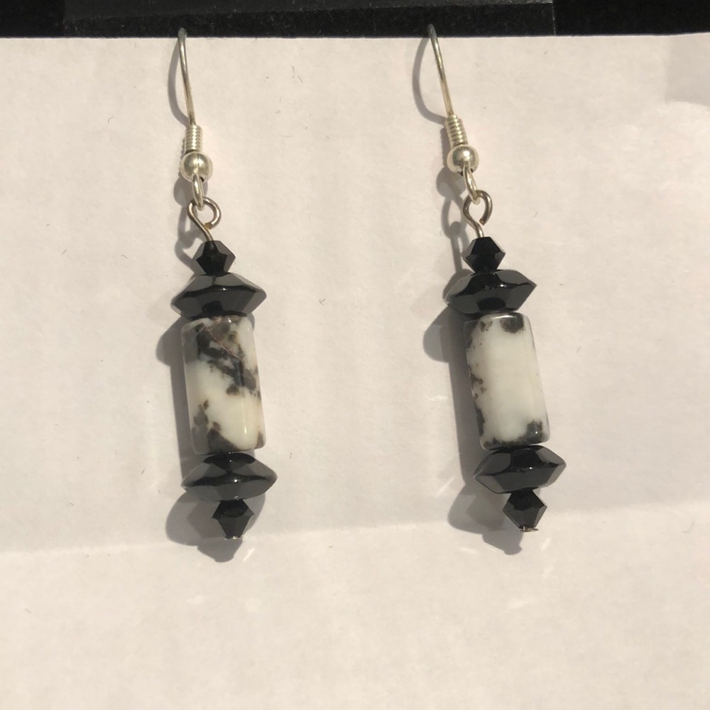 Natural stone. Black and white earrings